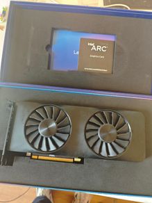 A750 8gb Limited Edition with box