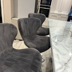 High Stools