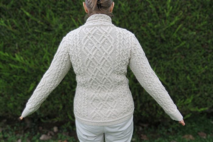NEW with tage Merino Wool Irish Aran Side Zip Cardigan