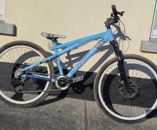GT Chucker dirt jump bike
