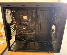 AMD 3600x, X570 motherboard, 16gb ram, Fractal design case