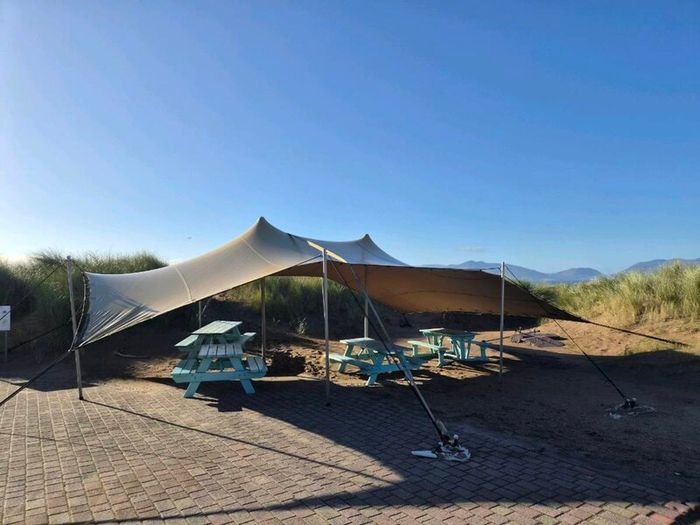 Stretch Tent