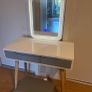 make up table Image 2