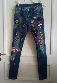 Girls denim cotton jeans with patches in very good condition 26 inch waist and 37 inch full length see last three photos for exact measurements FREE STANDARD POSTAGE INCLUDED