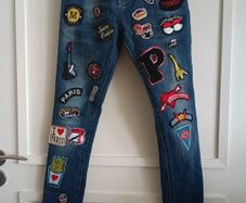 Girls denim cotton jeans with patches in very good condition 26 inch waist and 37 inch full length see last three photos for exact measurements FREE STANDARD POSTAGE INCLUDED
