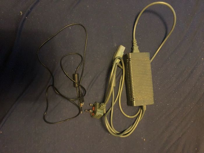 x box 360  console