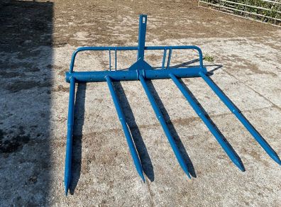 Keenan Cock Lifter