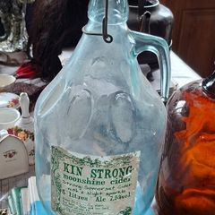 Kin Strong Moonshine 5 Litre Glass Demijohn designed for home fermentation, Postage Available or Collection,