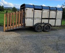 Cattle trailer