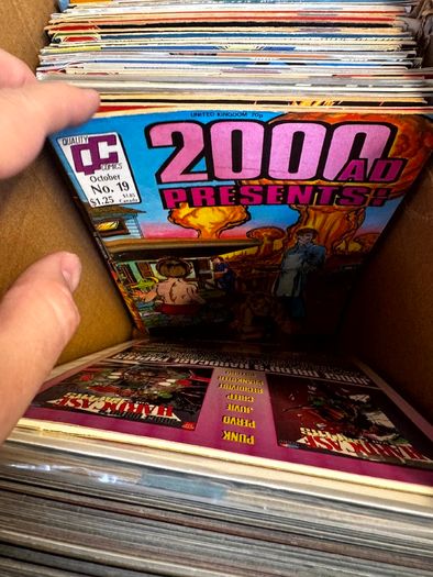 DC, Marvel Long Comic Box w 290 comics for Sale