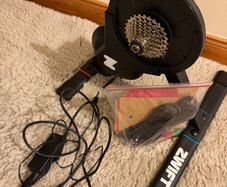 Zwift Hub Smart Indoor Bike Trainer Excellent Condition