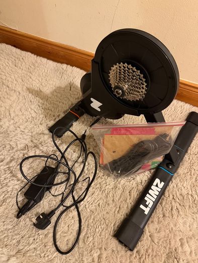 Zwift Hub Smart Indoor Bike Trainer Excellent Condition