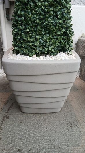 Artificial Planters
