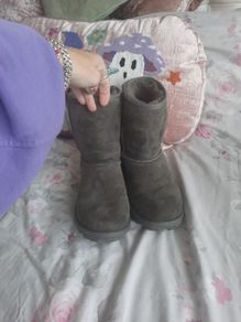 Grey ugg boots