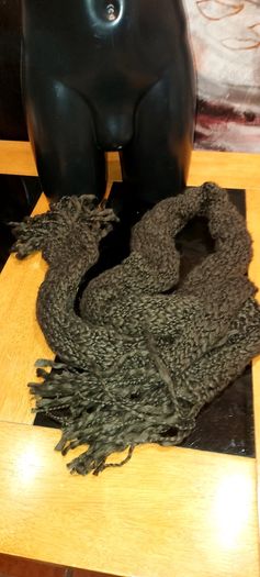 Lady Laura  Scarf/ Shawl