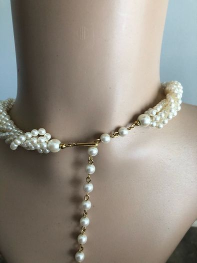 pearl choker necklace