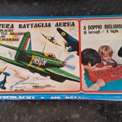 Vintage very rare The Real Air Battle game