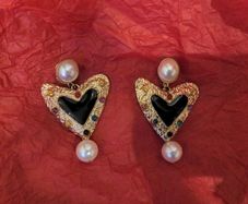 Costume jewellery earrings