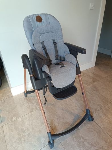 Maxi-Cosi Minla Plus High Chair + 2 New Tray Covers