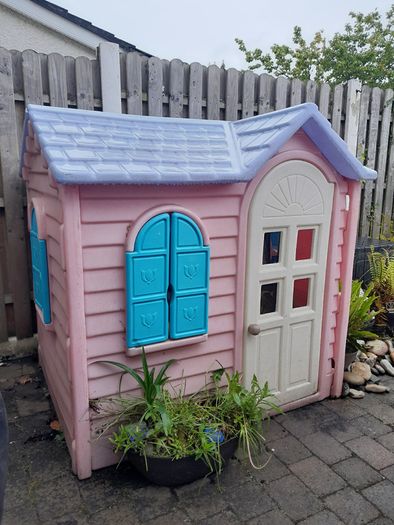 Little tikes playhouse and sandpit with cover