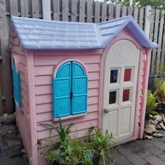 Little tikes playhouse