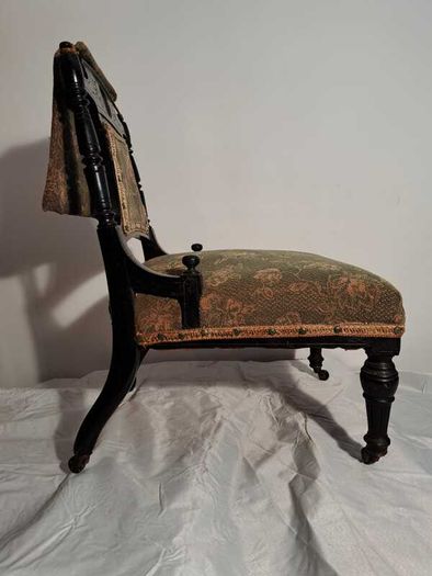 Art Nouveau Gossip Chair