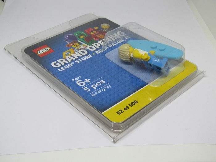 LEGO Store Grand Opening Boca Raton Minifigure Limited Edition 8 of 500