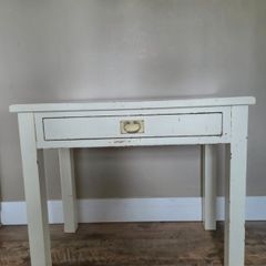 Pine desk/dressing table