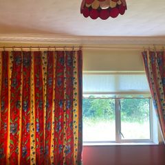 Curtain set