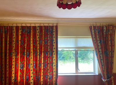 Curtain set