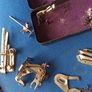 Old Singer (Sewing Machine) Box & Fittings Image 9