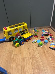 Bundle of baby/toddler toys
