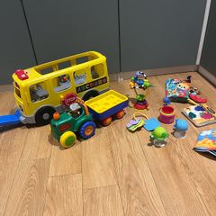 Bundle of baby/toddler toys