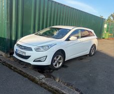 2012 HYUNDAI i40 for parts