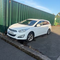 2012 HYUNDAI i40 for parts