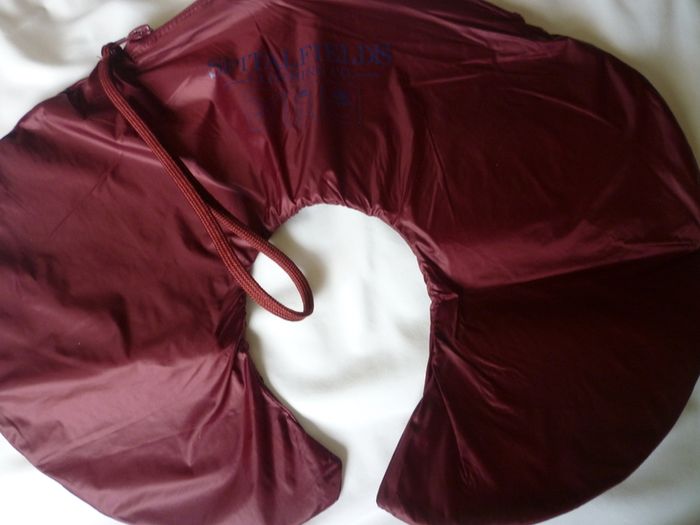 Spital Fields Gents Quilted Puffer Bomber  90% Down Puffer & 10% Feather Zipped Jacket coat. Medium. Colour Wine/burgundy/oxblood. Immaculate. Spitalfields