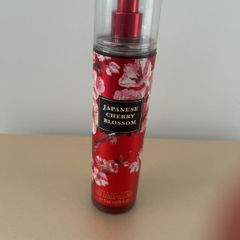 bath and body works body spray.New