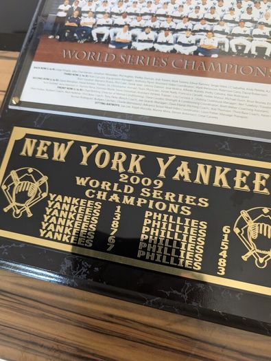 2009 New York Yankees baseball plaque