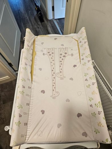 Changing table