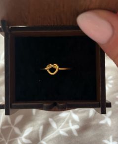 Love knot ring