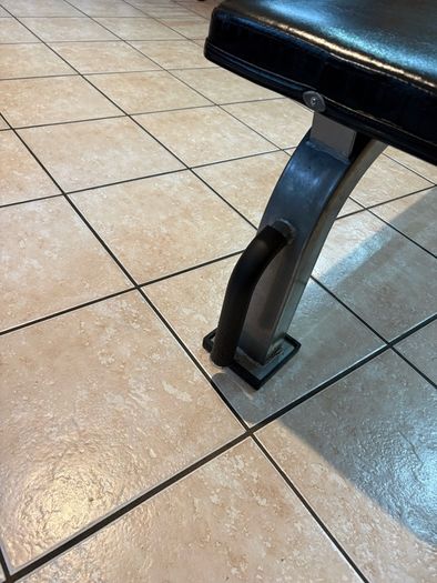 Utility Weight Bench, Cheap, Good Sturdy Bench!