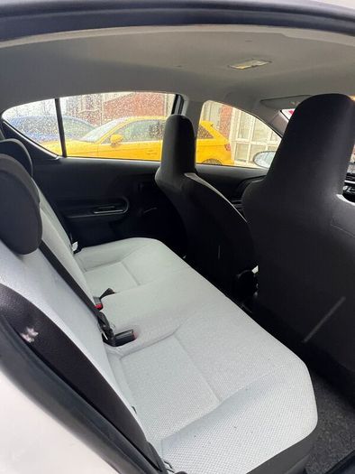 2017 Toyota Aqua