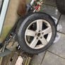 Volkswagen Golf 5 good tires and alloys Image 6