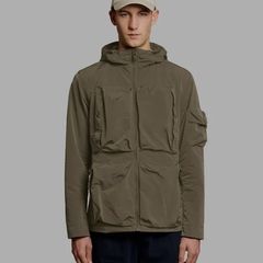 Lyle & Scott Lightweight Windbreaker Jacket (M & L Available)