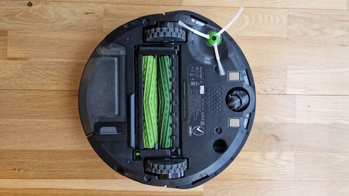 iRobot Roomba i7