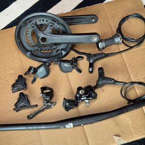 r9 microshift groupset 2x9 flat bar with tektro disc brakes and crankset