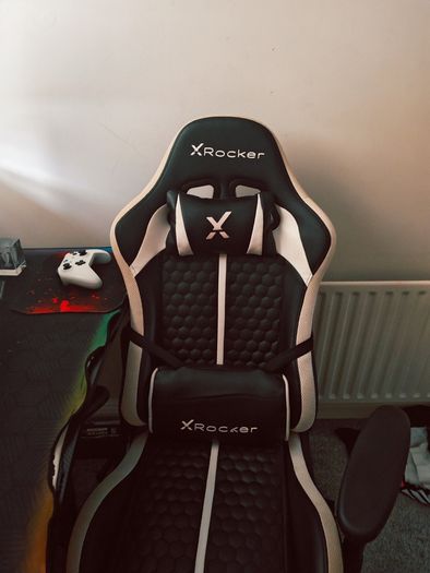 Gaming desk and chair