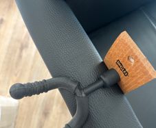 Guitar wall hanger