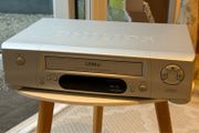 Philips Hifi Stereo VHS Video Cassette Recorder with Remote