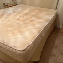 King size bed
